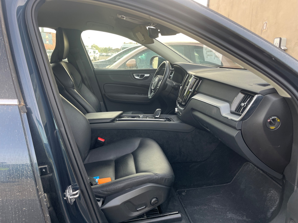 VOLVO XC60 XC60 B4 AdBlue AWD 197ch Business Executive Geartronic 