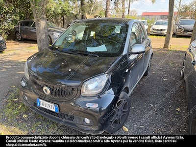 Köp SMART SMART FORFOUR 70 1.0 52kW passion twinamic Hatchback 5-door (Euro 6.2) på Ayvens Carmarket