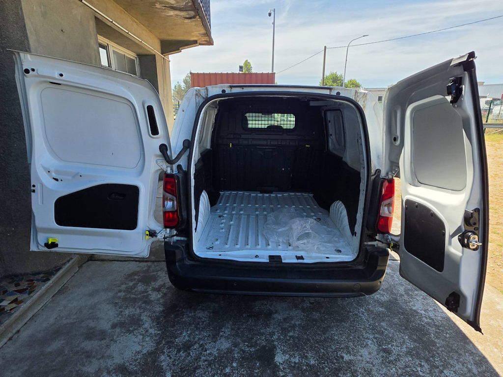 Peugeot Partner Standard 650kg Puretech 110ch S&S Premium