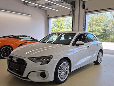 Kaufe AUDI A3 SPORTBACK 35 TFSI S-TRONIC bei Ayvens Carmarket