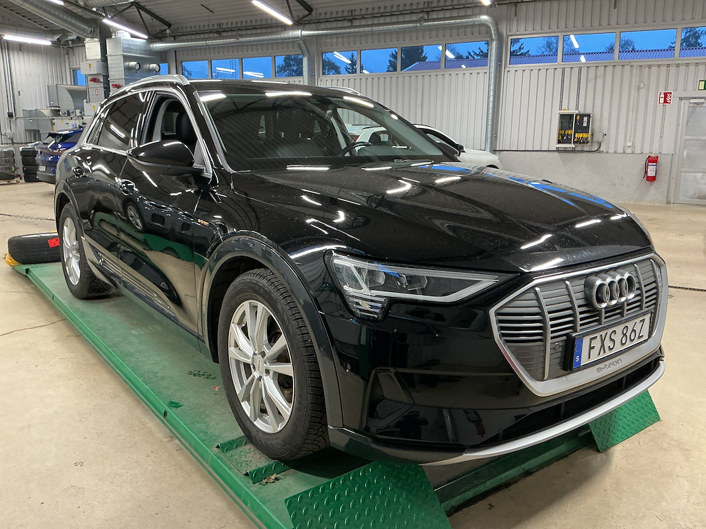 Audi E-tron 50 quattro Proline Läder