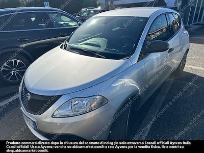 Achetez LANCIA LANCIA YPSILON 1.2 69cv GPL Ecochic Elefantino Blu Hatchback 5-door (Euro 6.2) sur Ayvens Carmarket