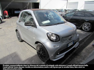 Achetez SMART SMART FORTWO COUPÈ 70 1.0 52kW superpassion twinamic Coupé 3-door (Euro 6.2) sur Ayvens Carmarket