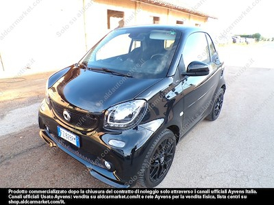 Achetez SMART SMART FORTWO COUPÈ 70 1.0 52kW superpassion twinamic Coupé 3-door (Euro 6.2) sur Ayvens Carmarket