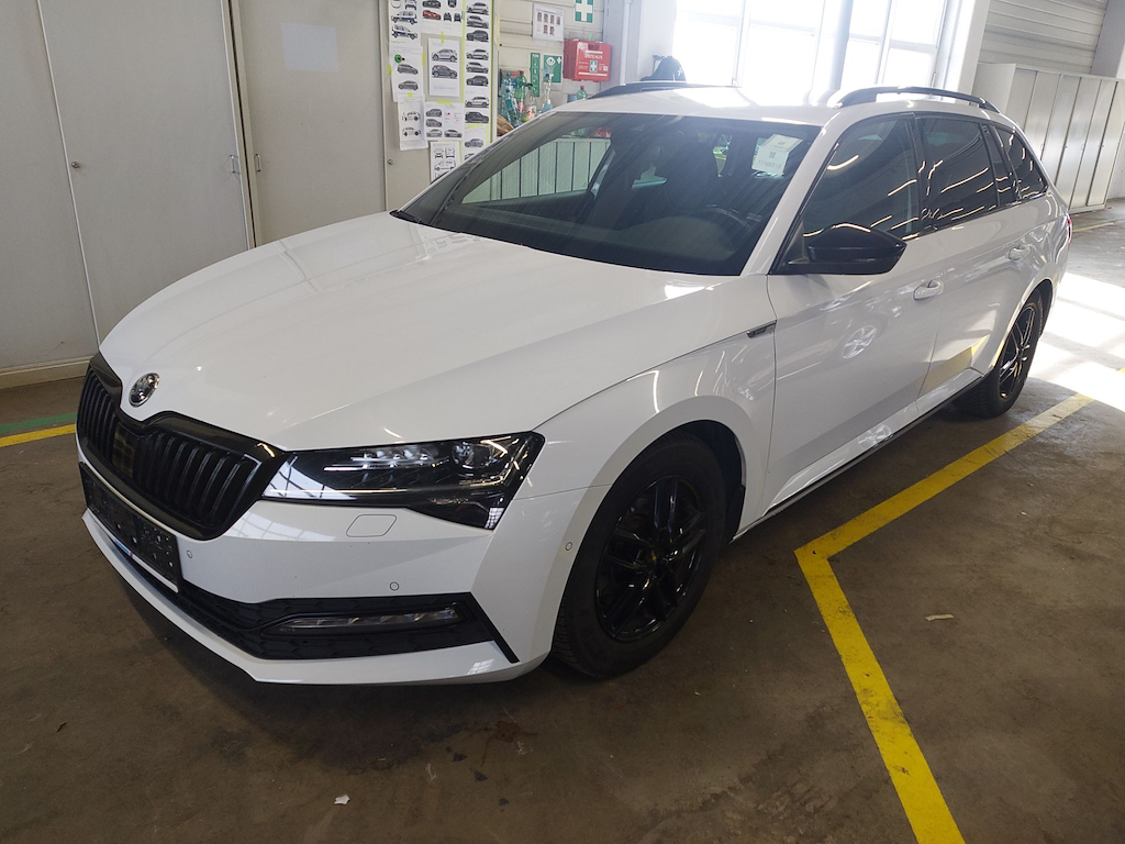 Skoda Superb COMBI 2,0 TDI SPORTLINE DSG