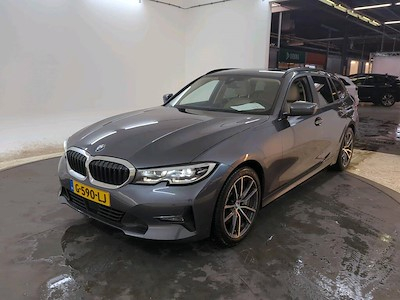 Kaufe BMW 3-Serie Touring bei Ayvens Carmarket