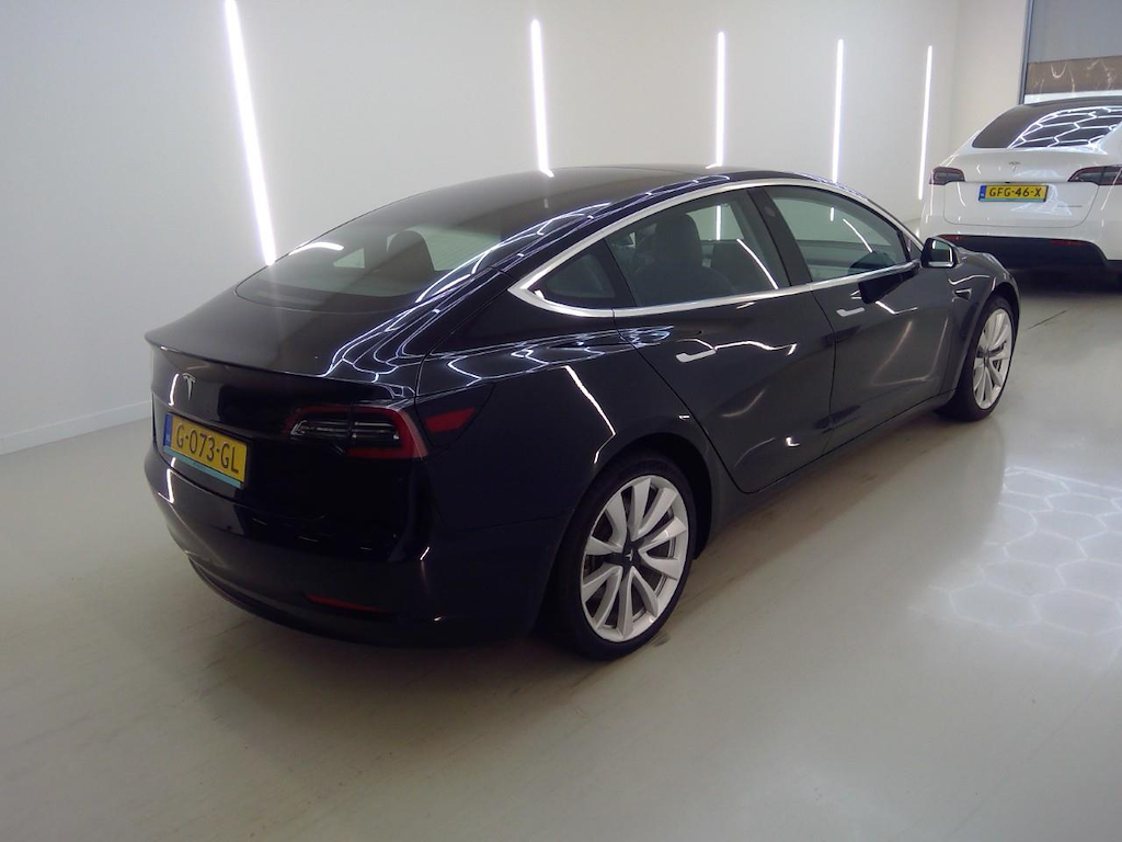 Foto 3 van Tesla Model 3