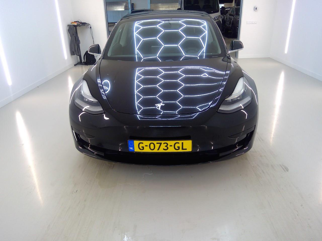 Foto 34 van Tesla Model 3