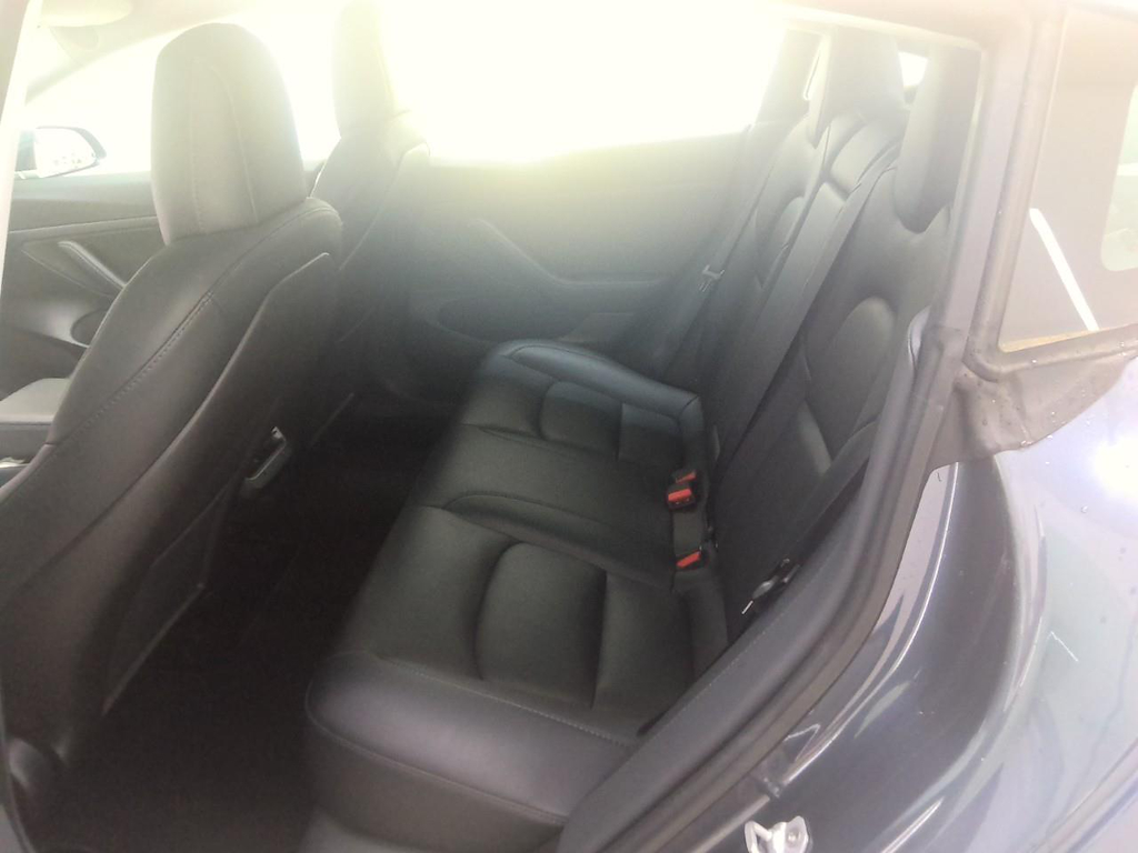 Foto 9 van Tesla Model 3