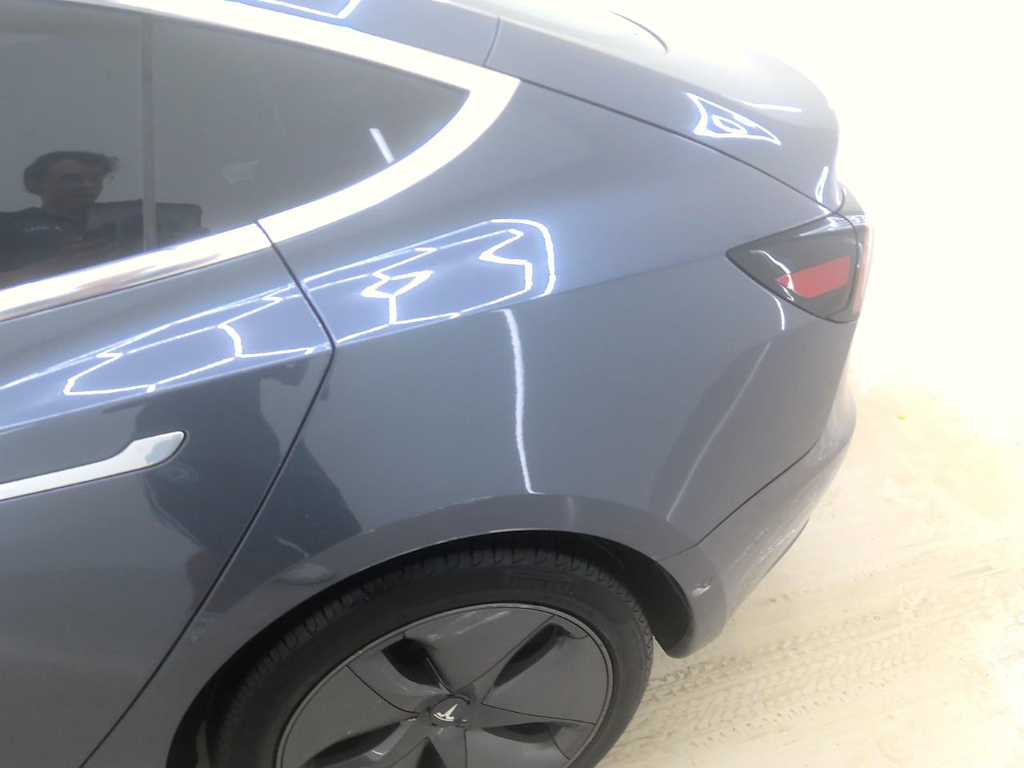 Foto 33 van Tesla Model 3