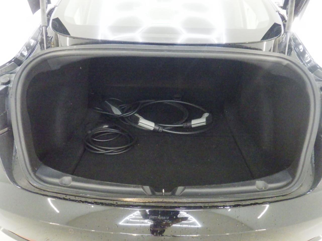 Foto 10 van Tesla Model 3