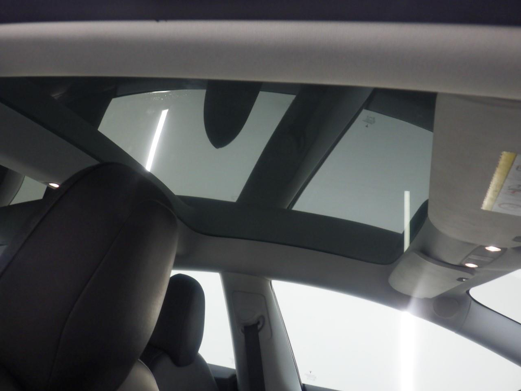 Foto 20 van Tesla Model 3