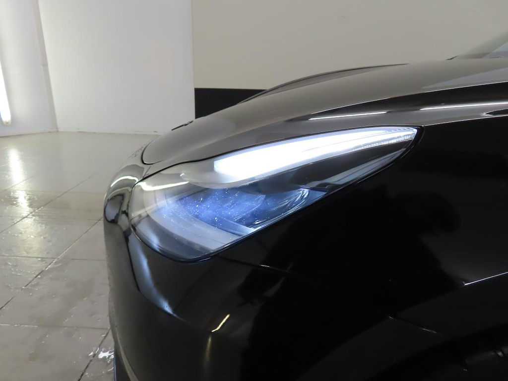 Foto 16 van Tesla Model 3