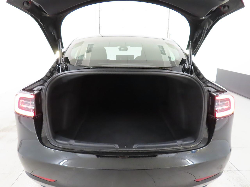 Foto 8 van Tesla Model 3