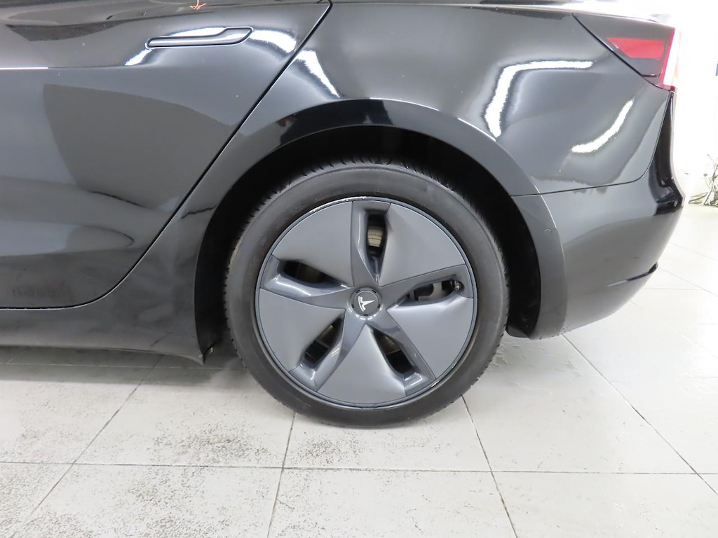 Foto 10 van Tesla Model 3