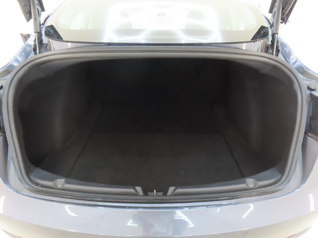 Foto 10 van Tesla Model 3