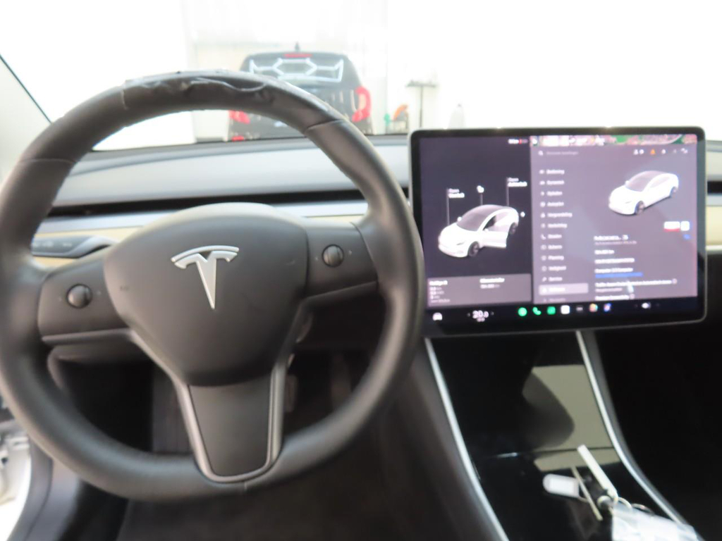 Foto 4 van Tesla Model 3