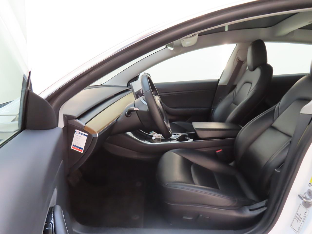 Foto 7 van Tesla Model 3