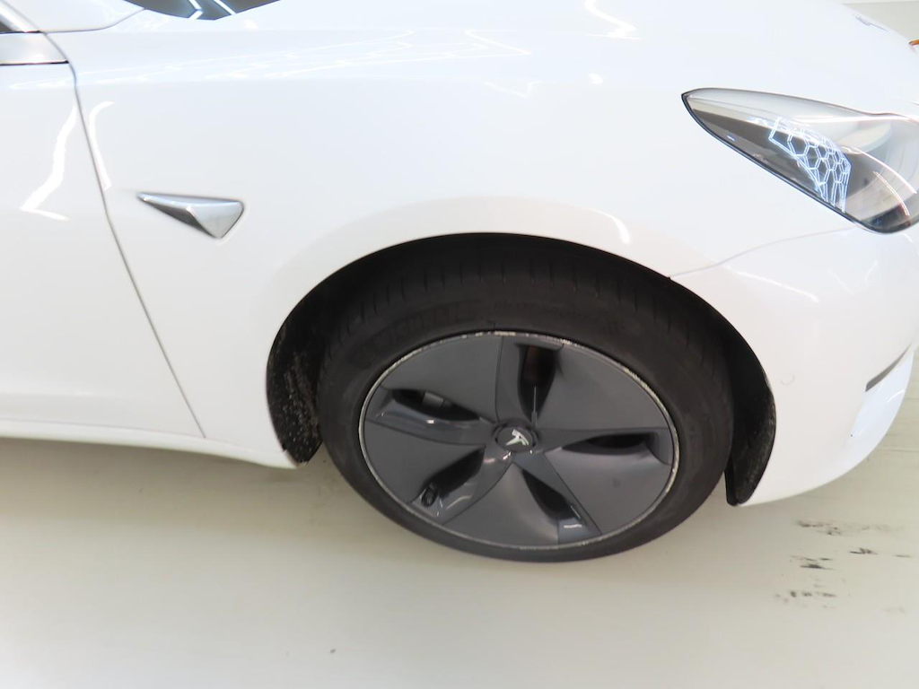 Foto 41 van Tesla Model 3