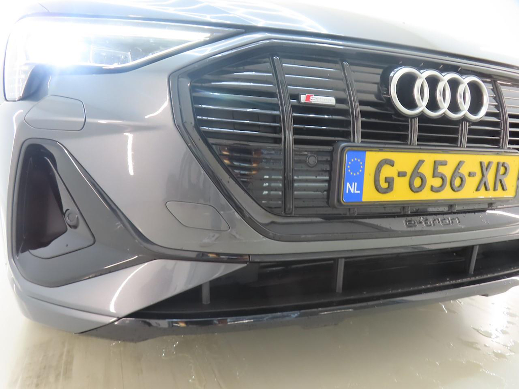 Foto 25 van Audi e-tron