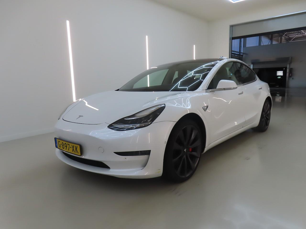 Foto 2 van Tesla Model 3