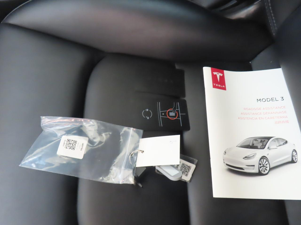Foto 16 van Tesla Model 3
