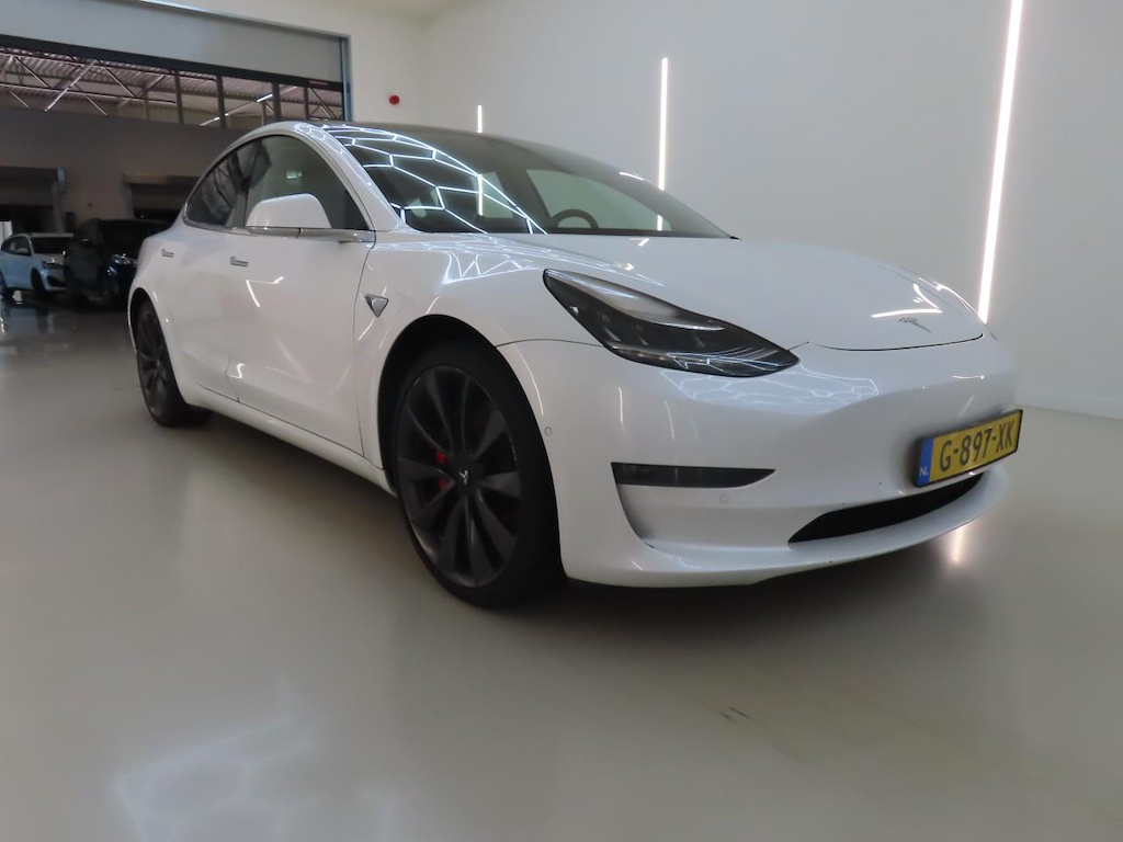 Foto 3 van Tesla Model 3