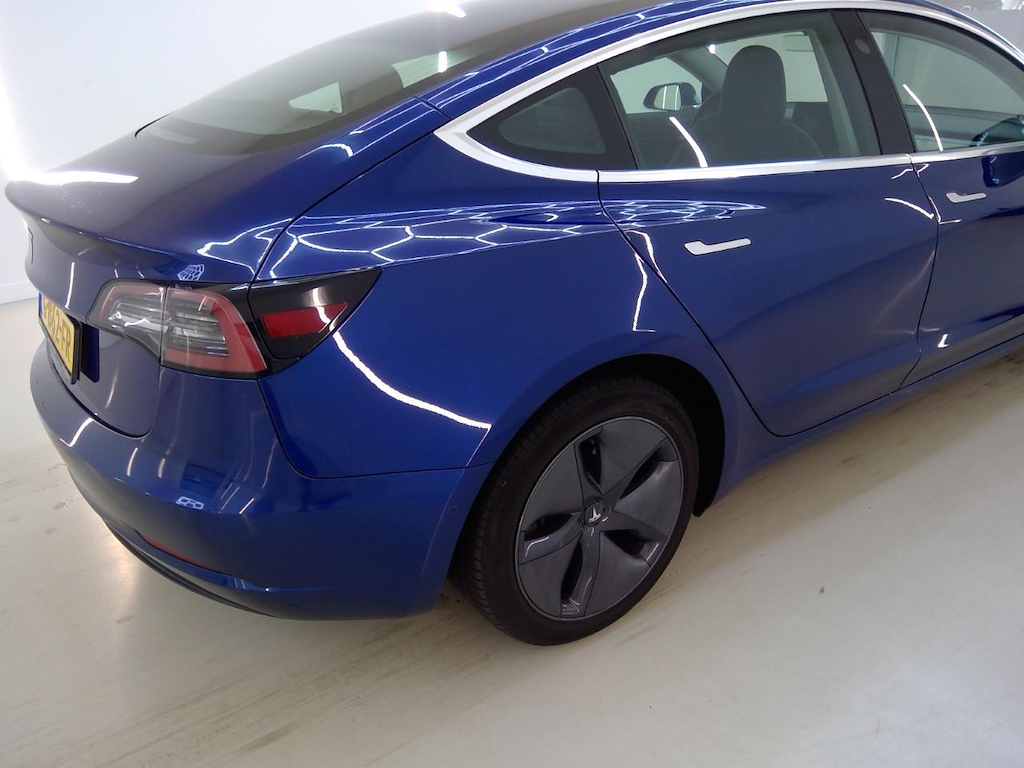 Foto 39 van Tesla Model 3