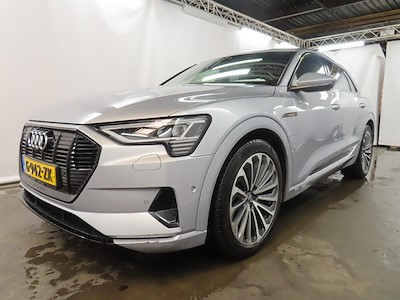 Kaufe AUDI E-tron bei Ayvens Carmarket