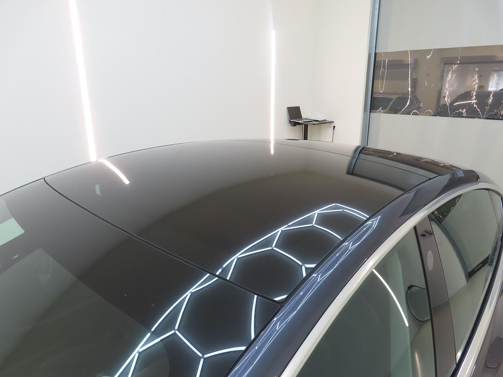 Photo 11 of Tesla Model 3