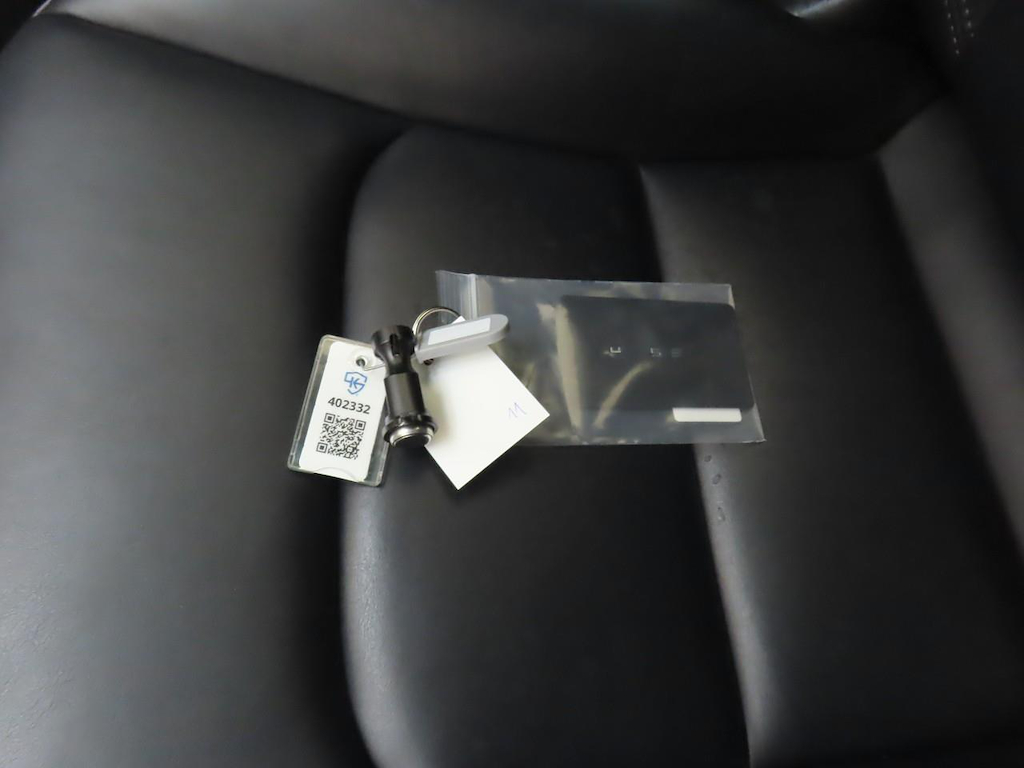 Photo 16 of Tesla Model 3