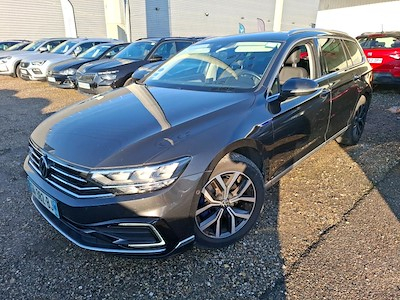 Achetez VOLKSWAGEN PASSAT SW sur Ayvens Carmarket