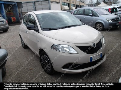 Αγορά LANCIA LANCIA YPSILON 1.2 69cv Start& Stop Gold Hatchback 5-door (Euro 6.2) στο Ayvens Carmarket