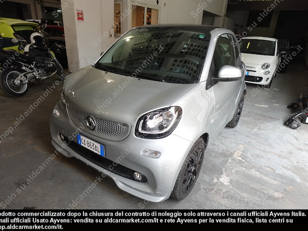 Smart Fortwo COUPÈ 70 1.0 52kW superpassion twinamic Coupé 3-door (Euro 6.2) -