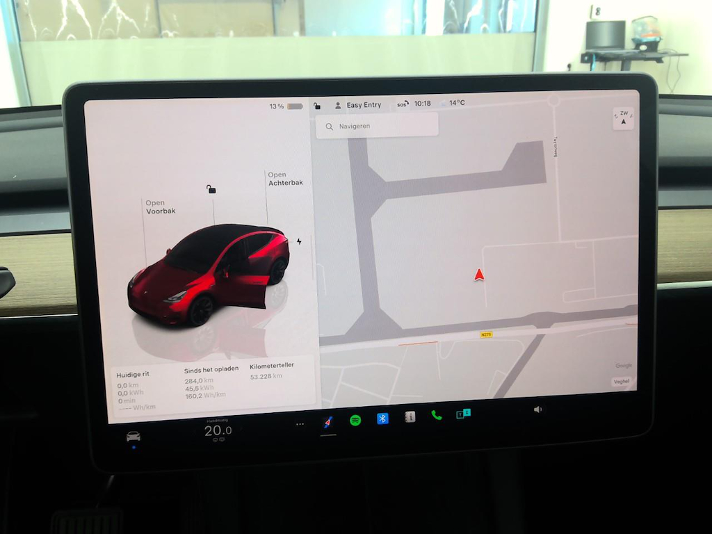 Foto 16 van Tesla Model Y