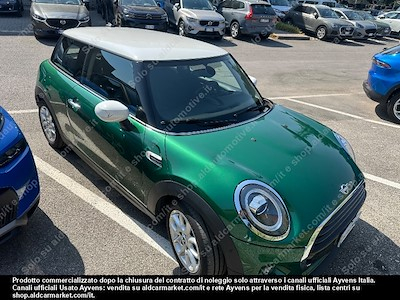 Achetez MINI MINI MINI Cooper Business Hatchback 3-door (Euro 6.2)  sur Ayvens Carmarket