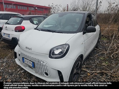 Kaufe SMART SMART FORFOUR EQ 60kW passion Hatchback 5-door (Euro 6.2) bei Ayvens Carmarket