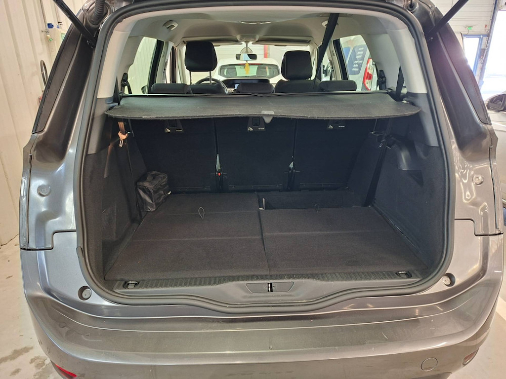 Citroën C4 GRAND Grand PureTech 130ch S&S Business EAT8