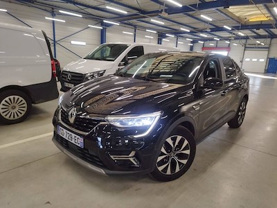 Achetez RENAULT ARKANA sur Ayvens Carmarket