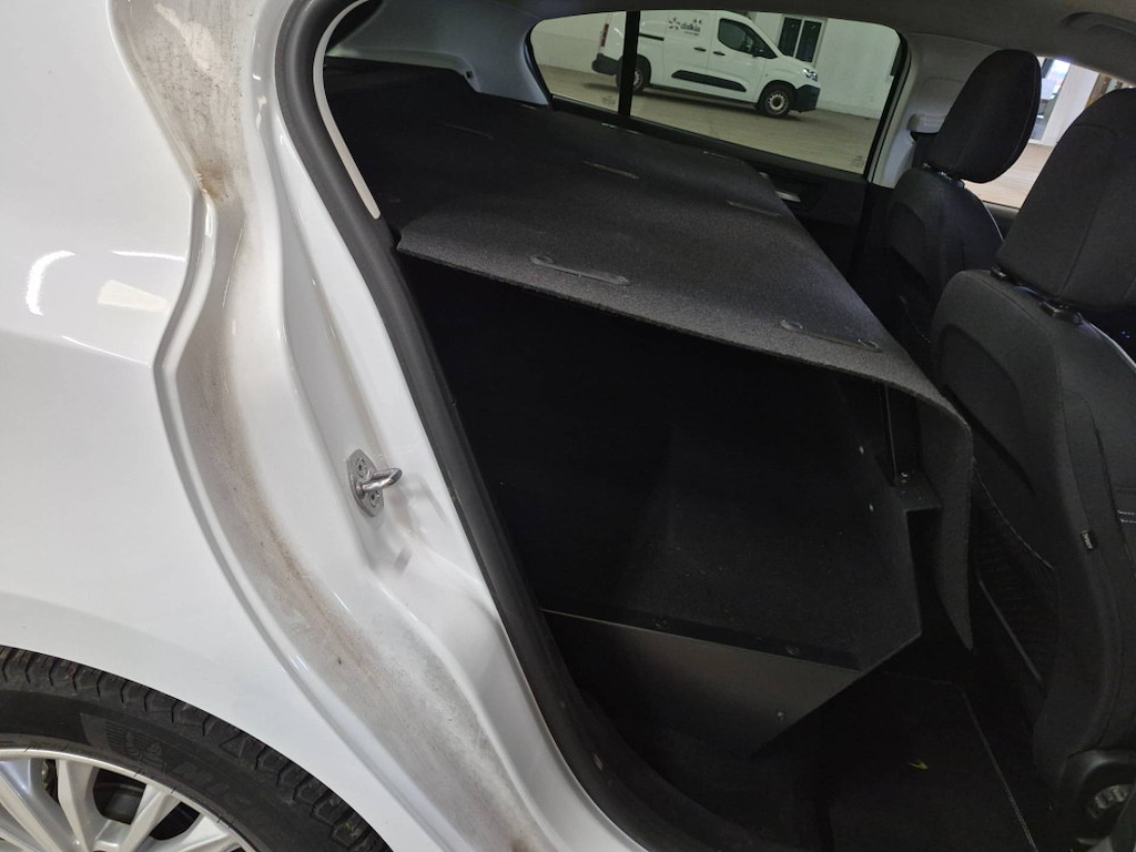 Ford Focus 1.0 Flexifuel 125ch mHEV Titanium X Business // 2 PLACES - 2 SEATS