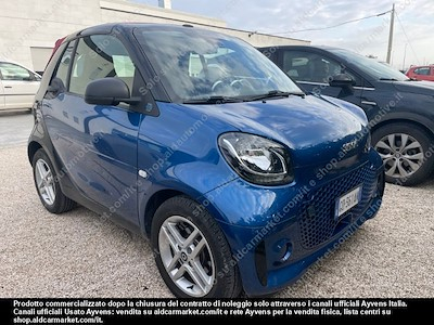 Køb SMART SMART FORTWO CABRIO EQ 60KW PURE FP hos Ayvens Carmarket