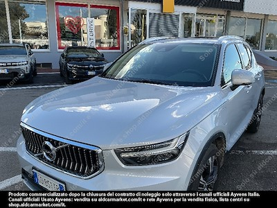 Kaufe VOLVO VOLVO XC40 T5 PLUG-IN HYBRID RECHARGE INSCR. FP bei Ayvens Carmarket