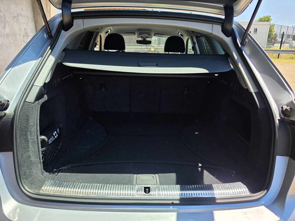 Audi A4 AVANT  Avant 40 TFSI 204ch Avus quattro S tronic 7