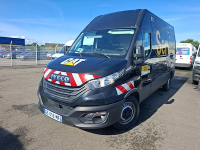 Buy IVECO DAILY on Ayvens Carmarket