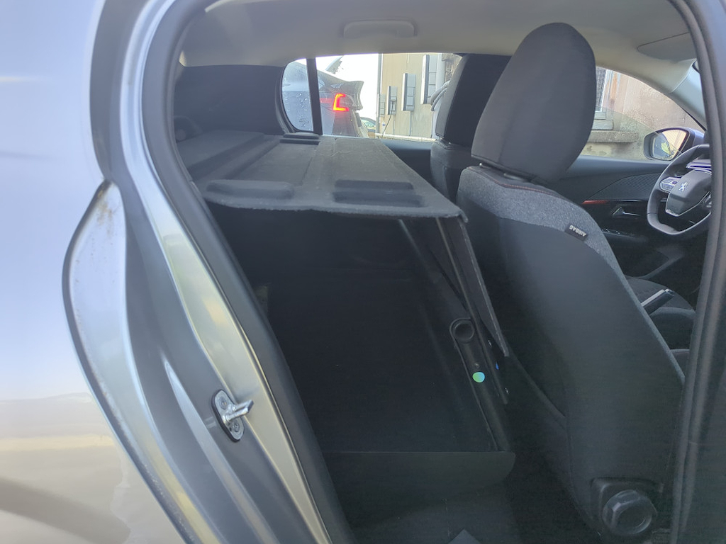 Peugeot 208 BUSINESS R  Business R 1.2 PureTech 100 S&S Active