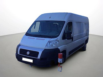 Kup FIAT DUCATO 30 FOURGON MWB HR DSL na Ayvens Carmarket