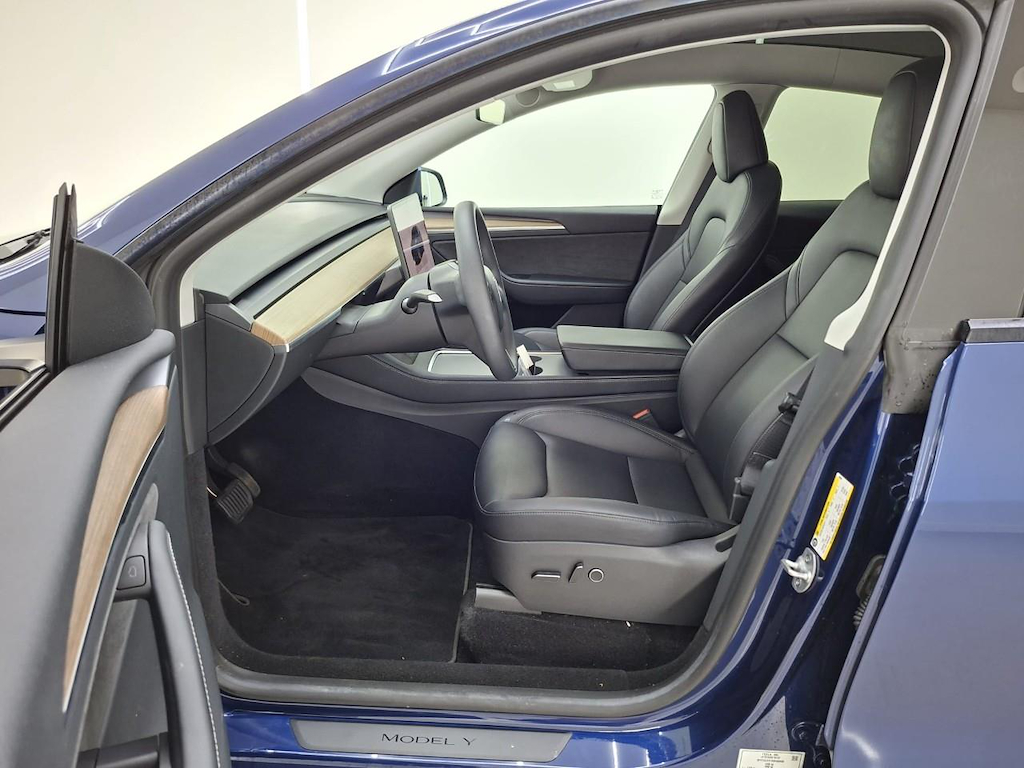 Foto 7 van Tesla Model Y