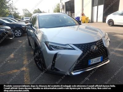 Comprar LEXUS LEXUS UX (PC) HYBRID PREMUIUM 2WD FP en Ayvens Carmarket