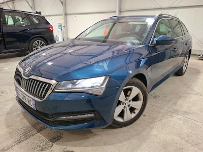 Achetez SKODA SUPERB COMBI sur Ayvens Carmarket