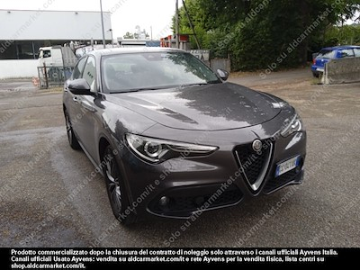 Compra ALFA ROMEO ALFA ROMEO STELVIO 2.2 Turbo Diesel 190CV Business AT8 RWD Sport utility vehicle 5-door (Euro 6D)  en Ayvens Carmarket